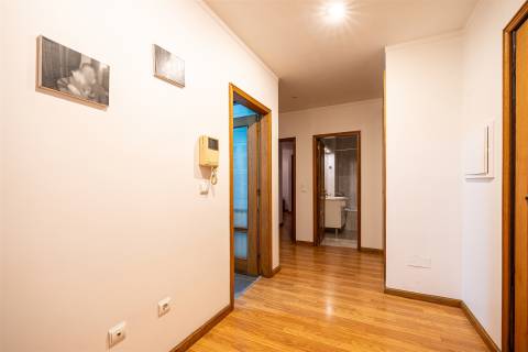 Apartamento T2, Porto, Vila Nova de Gaia, Pedroso e Seixezelo