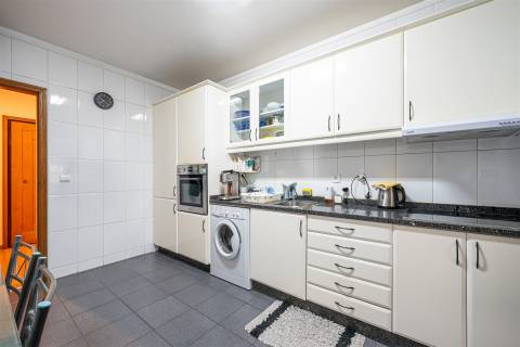 Apartamento T2, Porto, Vila Nova de Gaia, Pedroso e Seixezelo