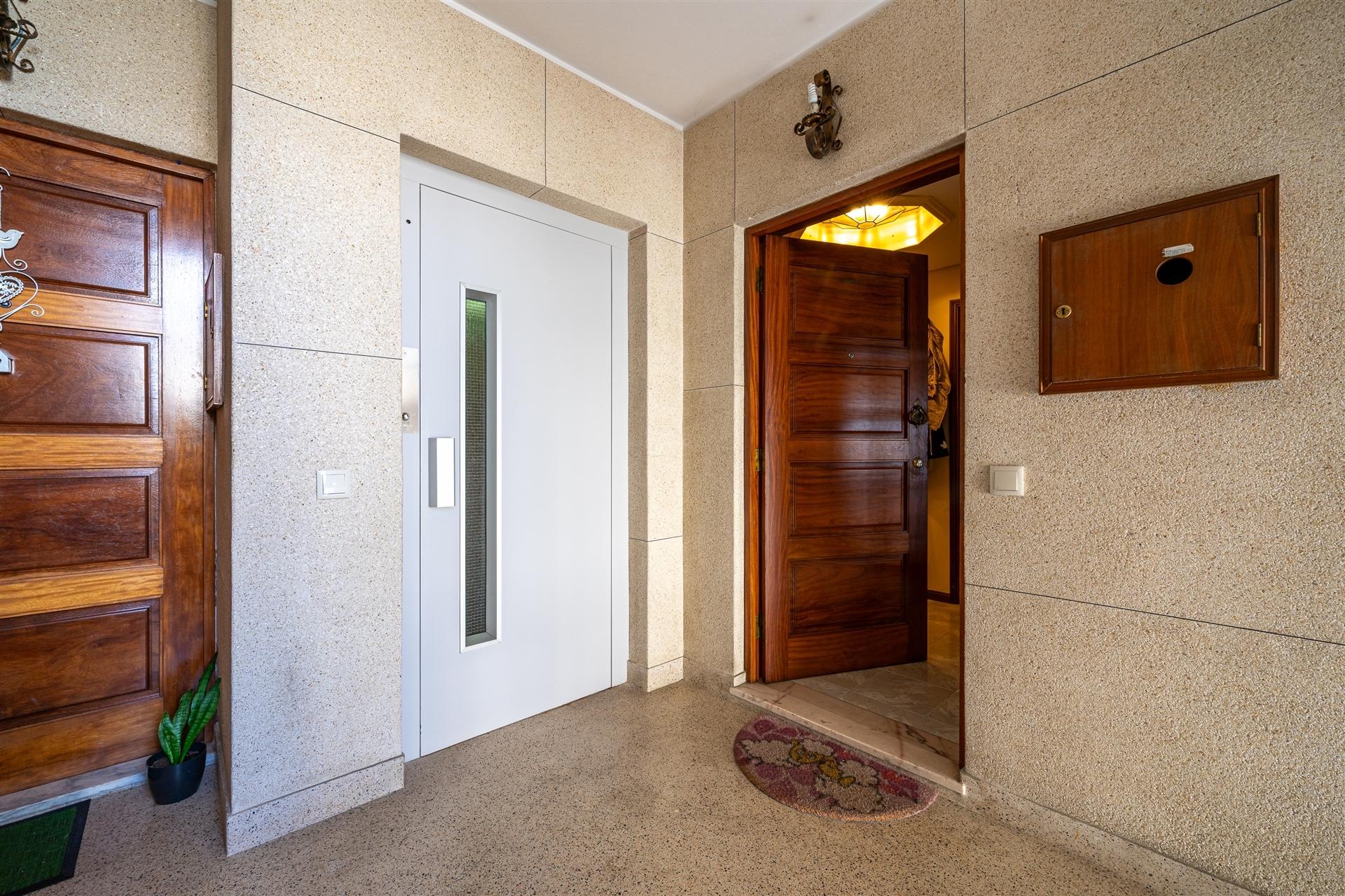 Apartamento T3 Venda em Paços de Brandão,Santa Maria da Feira