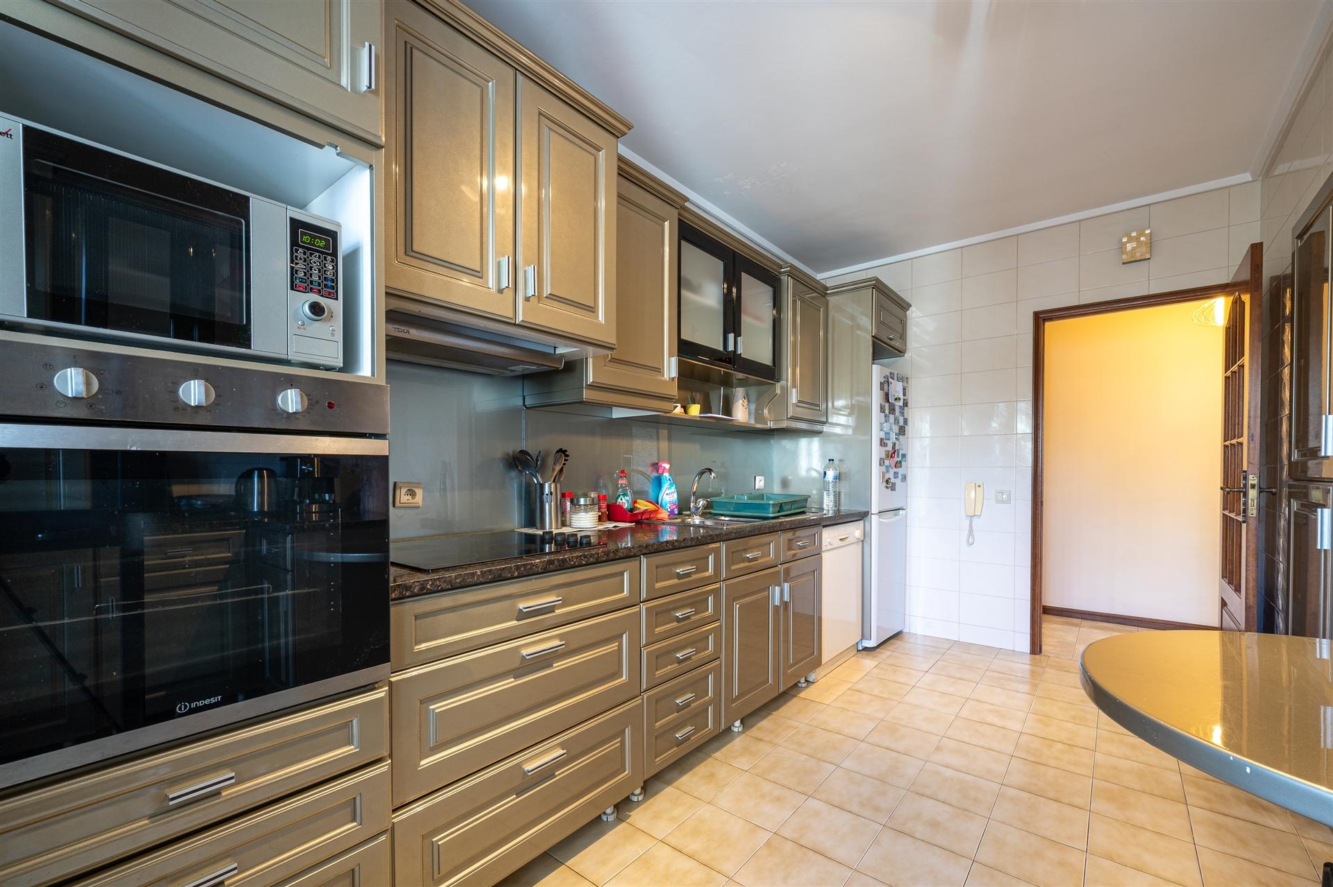 Apartamento T3 Venda em Paços de Brandão,Santa Maria da Feira