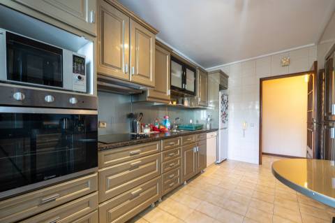 Apartamento T3 Venda em Paços de Brandão,Santa Maria da Feira