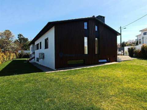 Moradia Isolada T4+1 Venda em Cascais e Estoril,Cascais