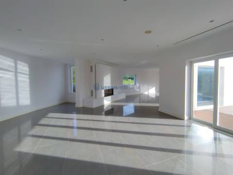 Moradia Isolada T4 Venda em Queluz e Belas,Sintra