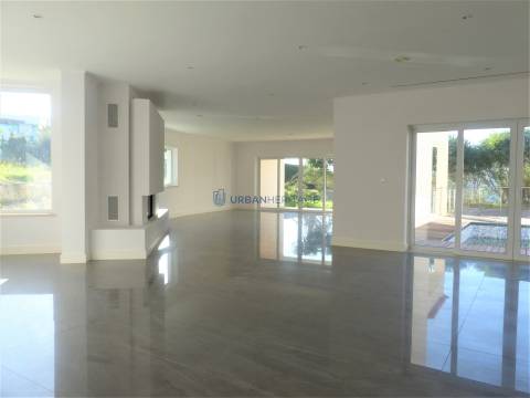 Moradia Isolada T4 Venda em Queluz e Belas,Sintra