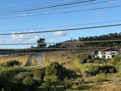 Lote de Terreno  Venda em Torres Vedras (São Pedro, Santiago, Santa Maria do Castelo e São Miguel) e Matacães,Torres Vedras