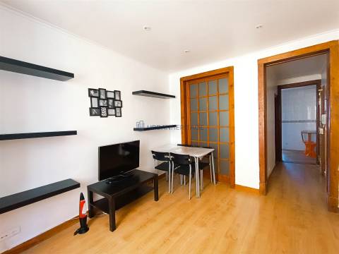 Apartamento T2 Venda em Estrela,Lisboa