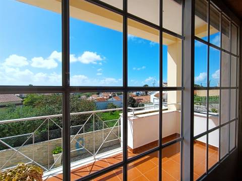 Moradia Isolada T4+1 Venda em Carvoeira,Mafra