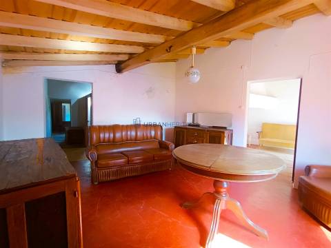 Moradia Geminada T2+2 Venda em São Salvador da Aramenha,Marvão