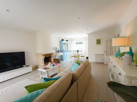 Moradia Geminada T3 Venda em Porto Salvo,Oeiras