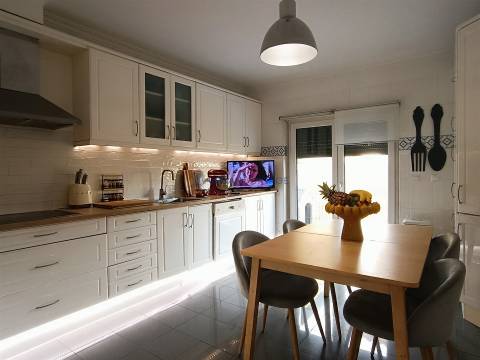 Moradia Geminada T3 Venda em Porto Salvo,Oeiras