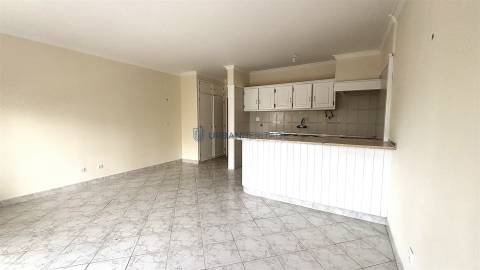 Apartamento T1 Venda em São João das Lampas e Terrugem,Sintra