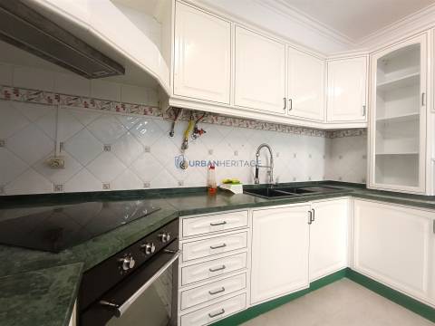 Apartamento T3 Venda em Mina de Água,Amadora