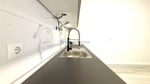 Loja  Venda em Queluz e Belas,Sintra