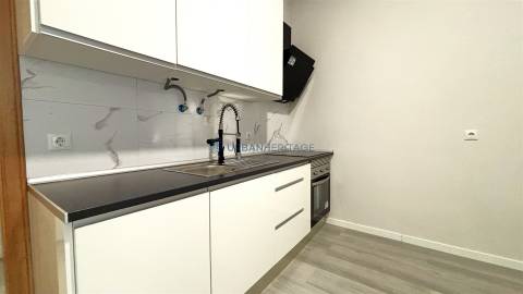 Loja  Venda em Queluz e Belas,Sintra