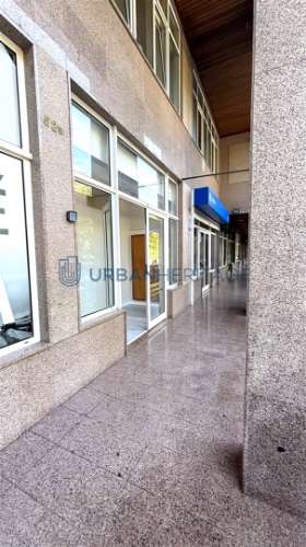 Loja  Arrendamento em Queluz e Belas,Sintra