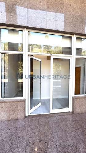 Loja  Arrendamento em Queluz e Belas,Sintra