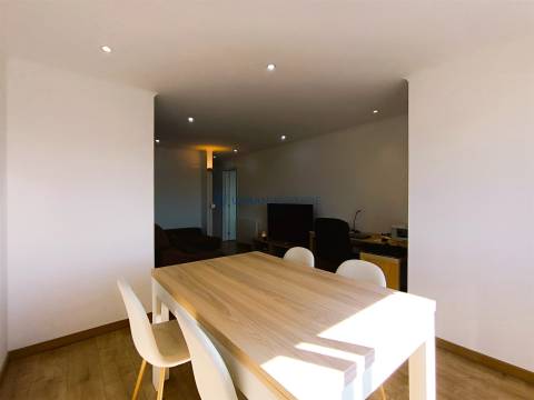 Apartamento T2 Venda em Massamá e Monte Abraão,Sintra