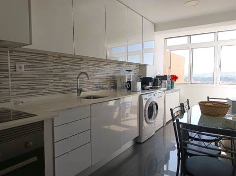 Apartamento T2 Venda em Massamá e Monte Abraão,Sintra