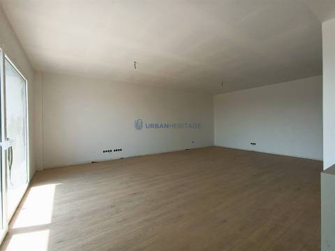 Apartamento T3 Venda em Carnaxide e Queijas,Oeiras