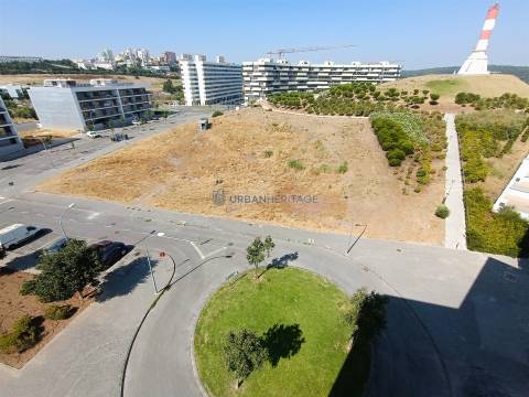 Apartamento T4 Venda em Carnaxide e Queijas,Oeiras