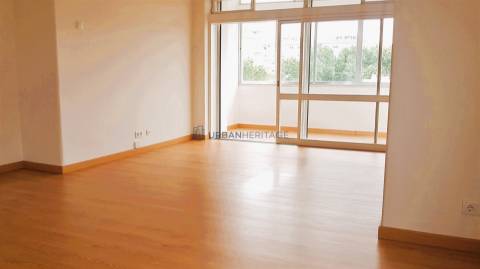 Apartamento T4 Arrendamento em Olivais,Lisboa