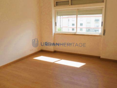 Apartamento T4 Arrendamento em Olivais,Lisboa