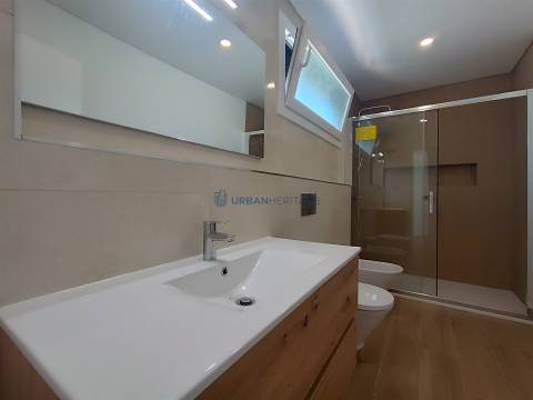 Moradia Isolada T3 Venda em Rio de Mouro,Sintra