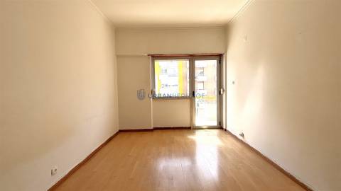 Apartamento T2 Venda em Oeiras e São Julião da Barra, Paço de Arcos e Caxias,Oeiras