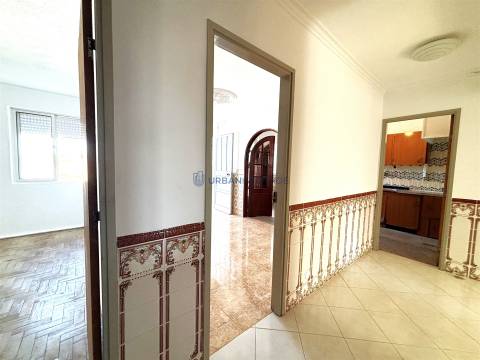 Apartamento T3 Venda em Massamá e Monte Abraão,Sintra