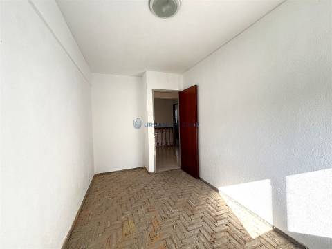 Apartamento T3 Venda em Massamá e Monte Abraão,Sintra