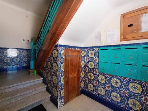 Apartamento T2 Venda em Mina de Água,Amadora