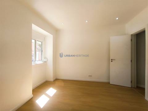 Apartamento T2 Venda em Mina de Água,Amadora