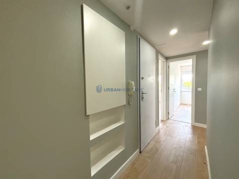 Apartamento T3 Venda em Odivelas,Odivelas