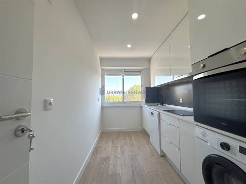 Apartamento T3 Venda em Odivelas,Odivelas