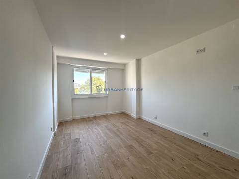 Apartamento T3 Venda em Odivelas,Odivelas