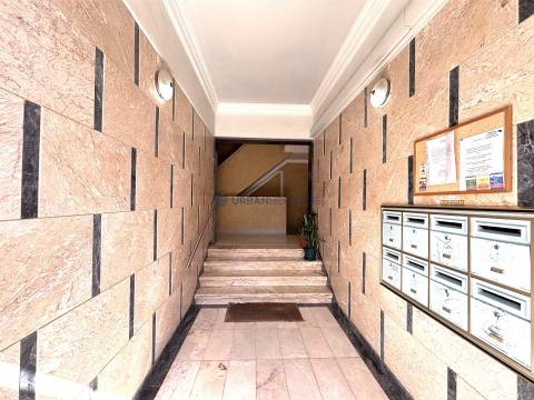 Apartamento T3 Venda em Águas Livres,Amadora