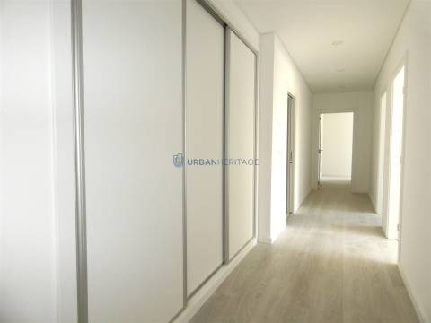 Apartamento T3 Venda em Rio de Mouro,Sintra