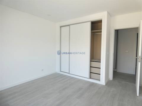 Apartamento T3 Venda em Rio de Mouro,Sintra
