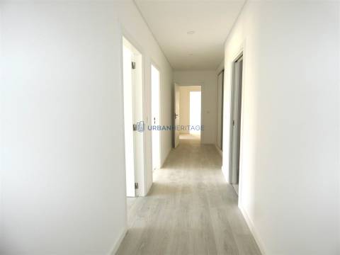 Apartamento T3 Venda em Rio de Mouro,Sintra