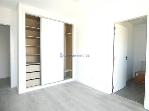 Apartamento T3 Venda em Rio de Mouro,Sintra