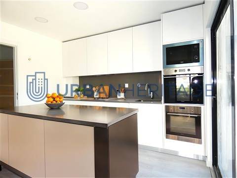 Apartamento T3 Venda em Rio de Mouro,Sintra