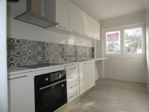 Apartamento T2 Venda em Cacém e São Marcos,Sintra