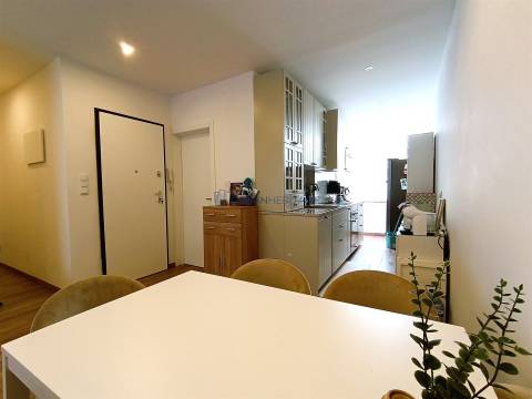 Apartamento T2 Venda em Rio de Mouro,Sintra