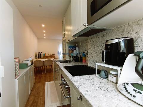 Apartamento T2 Venda em Rio de Mouro,Sintra