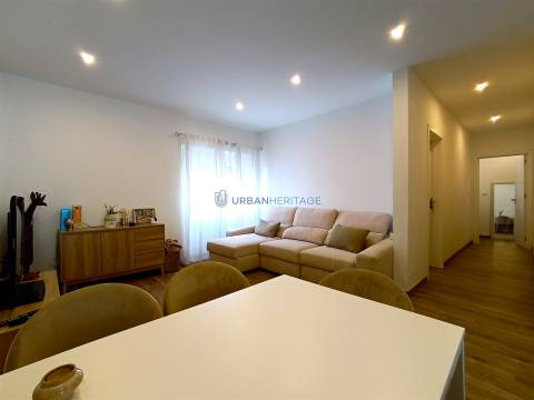 Apartamento T2 Venda em Rio de Mouro,Sintra