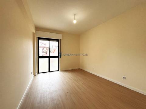 Apartamento T2 Venda em Algueirão-Mem Martins,Sintra