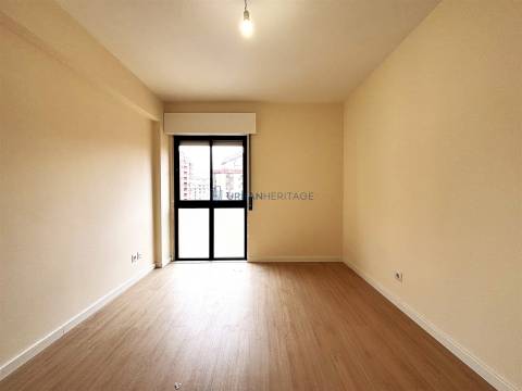 Apartamento T2 Venda em Algueirão-Mem Martins,Sintra