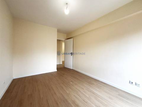Apartamento T2 Venda em Algueirão-Mem Martins,Sintra