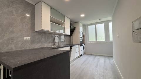 Apartamento T2 Venda em Benfica,Lisboa