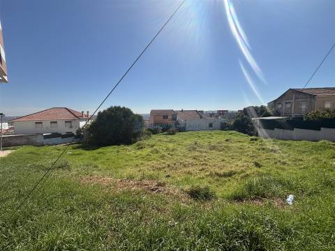 Terreno Para Construção  Venda em Mina de Água,Amadora